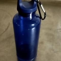 Waterfles, gemeldet von Pathé Scheveningen über iLost