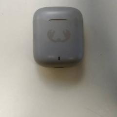 Auricolari, come riportato da Bobbejaanland utilizzando iLost