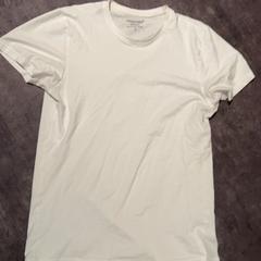 Tričko Wit, jak nahlášeno Van der Valk Hotel Haarlem pomocí iLost