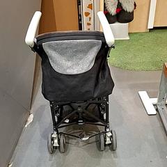 İLost kullanarak IKEA Wilrijk tarafından bildirildiği gibi Çocuk arabası