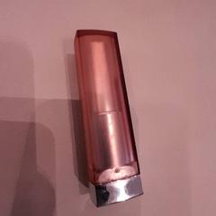 Batom Maybelline, como reportado por Van der Valk Hotel Schiphol utilizando o iLost
