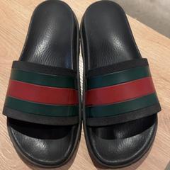 Pantufas de banho, como reportado por Van der Valk Hotel Eindhoven - Best utilizando o iLost