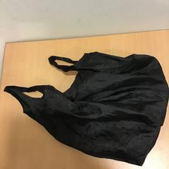 Saco de plástico, como reportado por Qbuzz U-OV utilizando o iLost