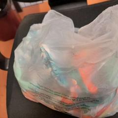 Borsa blanc, come riportato da TCL utilizzando iLost