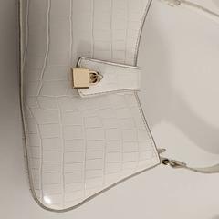 Táska, amint azt IKEA Mons az iLost segítségével jelentette.