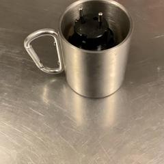 Metall, Tassa & Carregador 108, segons ha informat MEININGER Hotel Copenhagen mitjançant iLost