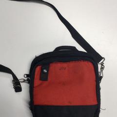 Tasje Rood met zwart, as reported by Gemeente Haarlem using iLost