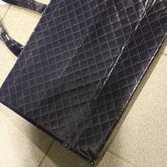 Bolsa - Draagtas Zwart, ha sido reportado por Regio West-Vlaanderen con iLost