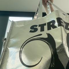 Táska Zilver, amint azt Regio Limburg - Leuven az iLost segítségével jelentette.