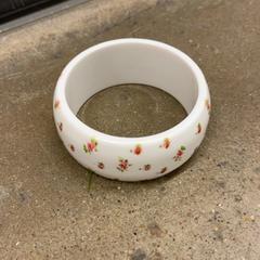 Ornament Armband, as reported by IKEA Utrecht using iLost