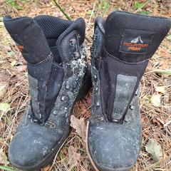 Mountain Peak Bergschoenen, segundo informou a iLost