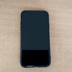 Smartphone zwart iPhone, come riportato da Centraal magazijn utilizzando iLost