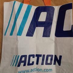 Bag, som rapportert av IKEA Brno ved bruk av iLost