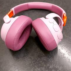 Headset, iLost를 사용하여 Rotterdam The Hague Airport에 보고됨