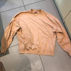 Pull Beige marque YourTurn taille L, as reported by MEININGER Hotel Lyon Centre Berthelot using iLost