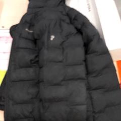 Svart jakke pp, iLost를 사용하여 IKEA Leangen에 보고됨