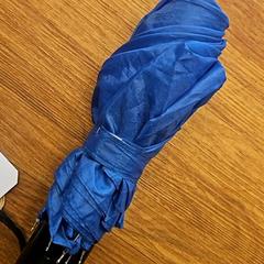 Dáždnik, ako bolo nahlásené GVB pomocou iLost