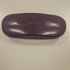 Brillenkoker Paars, zoals gemeld door Vrije Universiteit Amsterdam met iLost