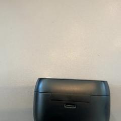Auricolare, come riportato da MEININGER Hotel Amsterdam Amstel utilizzando iLost