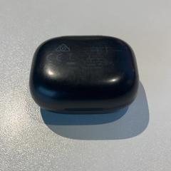 Earpods Black, as reported by Inntel Hotels Amsterdam Landmark using iLost