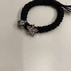 ヘアゴム がiLostで IKEA神戸 によって報告されました