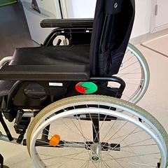 Rolstoel, zoals gemeld door Ziekenhuis Oost-Limburg met iLost