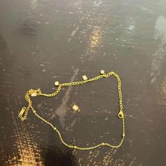 Pulsera Goud met bedeltjes, ha sido reportado por Van der Valk Hotel Amsterdam-Amstel con iLost