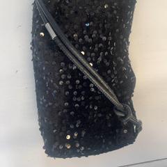 Bolsa, ha sido reportado por GVB con iLost