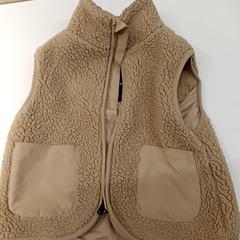 Kinder vestje Beige teddy, zgłoszono przez IKEA Groningen przy użyciu iLost
