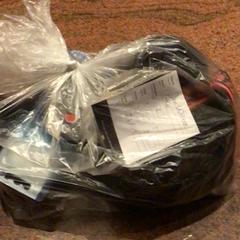 Taška Zak kleding, jak nahlášeno Van der Valk Hotel Emmeloord pomocí iLost