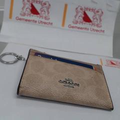 Portefeuilles VAN DE WIJGERD, a été signalé par Gemeente Utrecht utilisant iLost