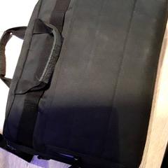 Taška na notebook, ako bolo nahlásené EBS Tramplein pomocou iLost