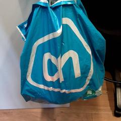 Handtasche, gemeldet von Qbuzz ZHN über iLost