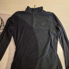 Camisas, ha sido reportado por Amsterdam ID Aparthotel con iLost