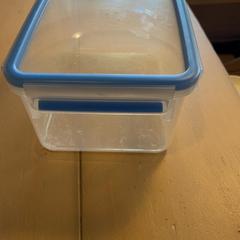 Box, as reported by Familie Resort Molenwaard using iLost