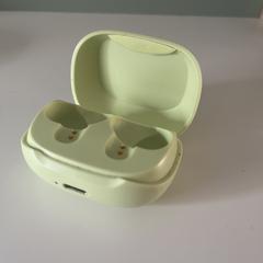 Case oordopjes, iLost에 보고됨