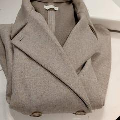 Jacka beige, rapporterat av IKEA Toulouse med iLost