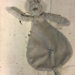 Peluche Konijntje, come riportato da Artis utilizzando iLost