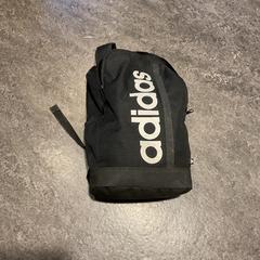 Táska, amint azt Gemeente Amsterdam az iLost segítségével jelentette.