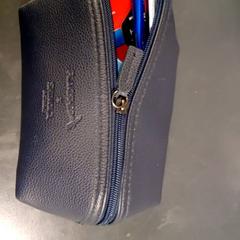 Sac & Trousse de toilette Donkerblauw, a été signalé par Van der Valk Hotel Sneek utilisant iLost