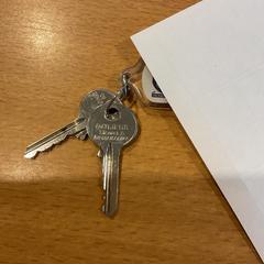 Chave, como reportado por Gemeente Amsterdam utilizando o iLost