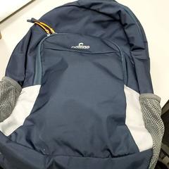 Ryggsäck, rapporterat av Regio Limburg - Leuven med iLost