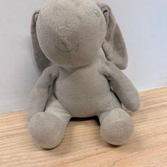 Przytulanka lapin, zgłoszono przez IKEA Liège przy użyciu iLost