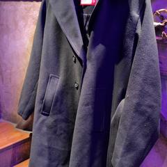 Jakke Black, som rapportert av Club Nyx/Exit Café ved bruk av iLost