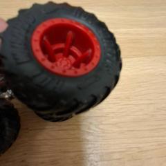 Toy car Rood groen, as reported by De Tovertuin using iLost