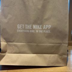Puchase nike putchase Nike, zoals gemeld door Designer Outlet Roermond met iLost