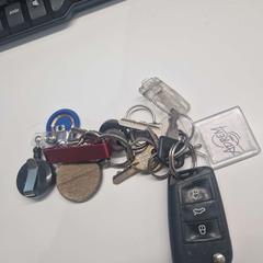 Llavero, ha sido reportado por Stad Hasselt con iLost