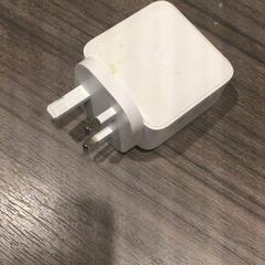 アダプタ がiLostで Van der Valk Hotel Zwolle によって報告されました