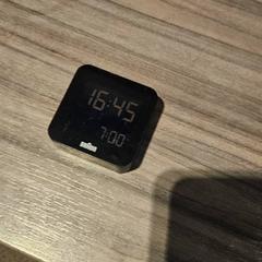 目覚まし時計 Zwart がiLostで Van der Valk Hotel Zwolle によって報告されました