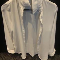 Blúz, amint azt Van der Valk Hotel Utrecht az iLost segítségével jelentette.